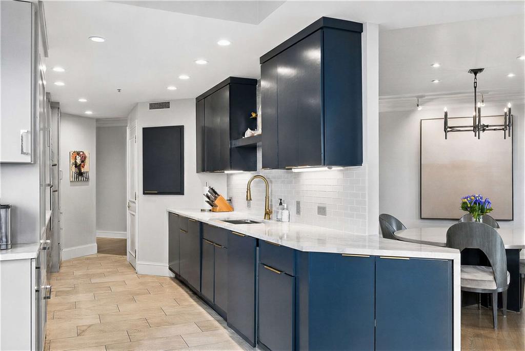 2660 Peachtree Road NW Unit 34F