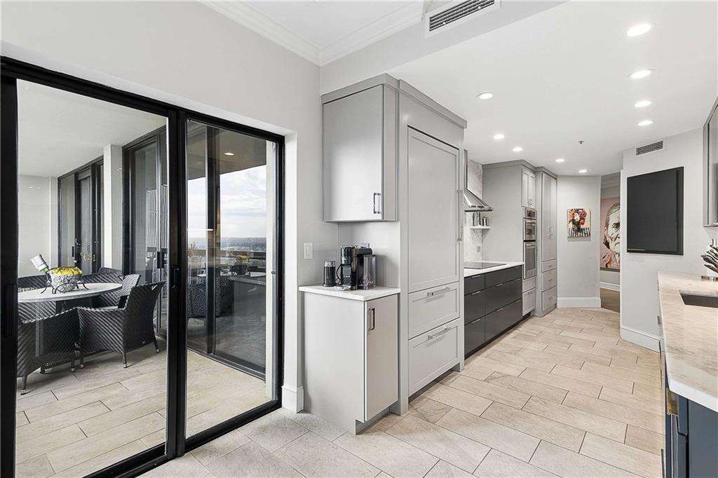 2660 Peachtree Road NW Unit 34F