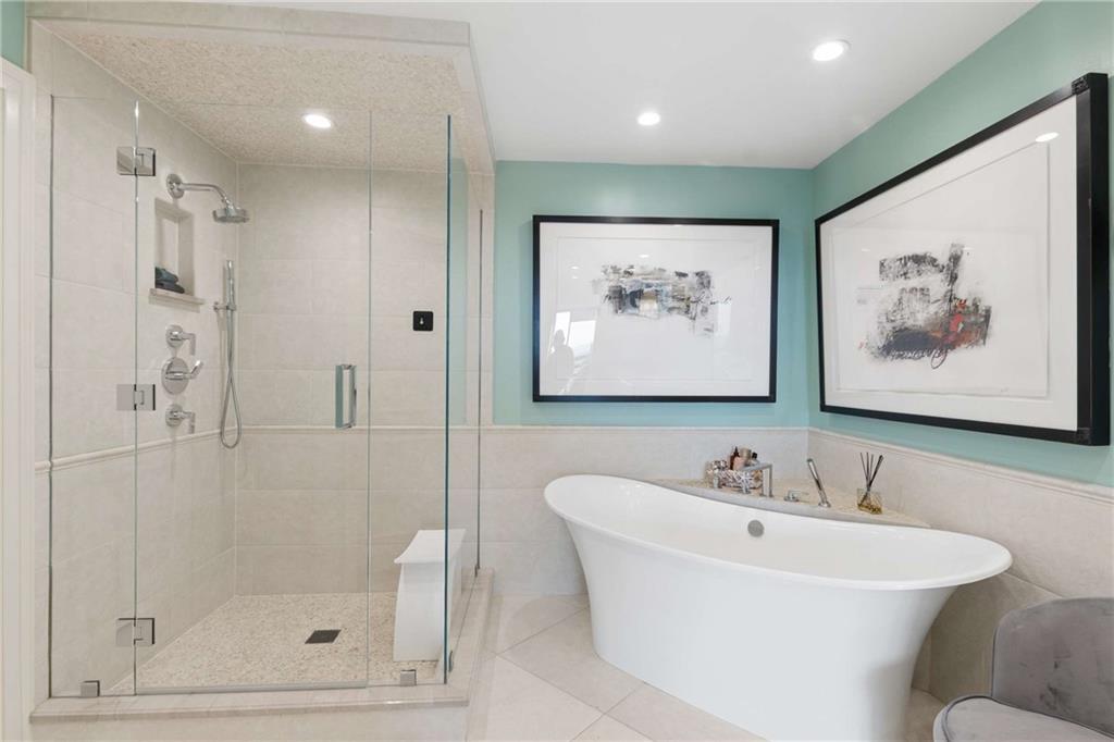 2660 Peachtree Road NW Unit 34F