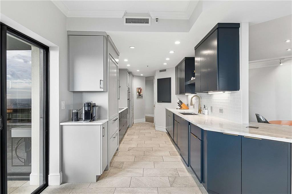 2660 Peachtree Road NW Unit 34F