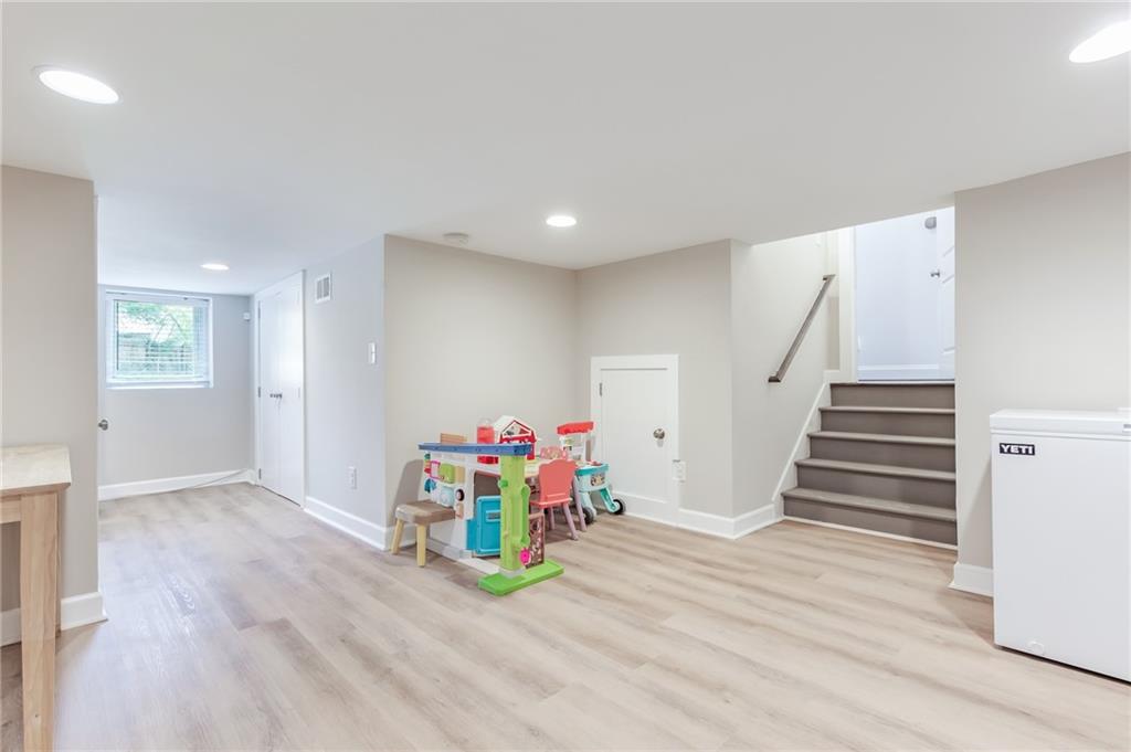 2171 Azalea Circle