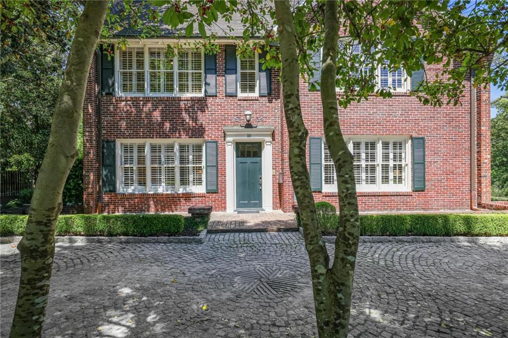 10 Palisades Road