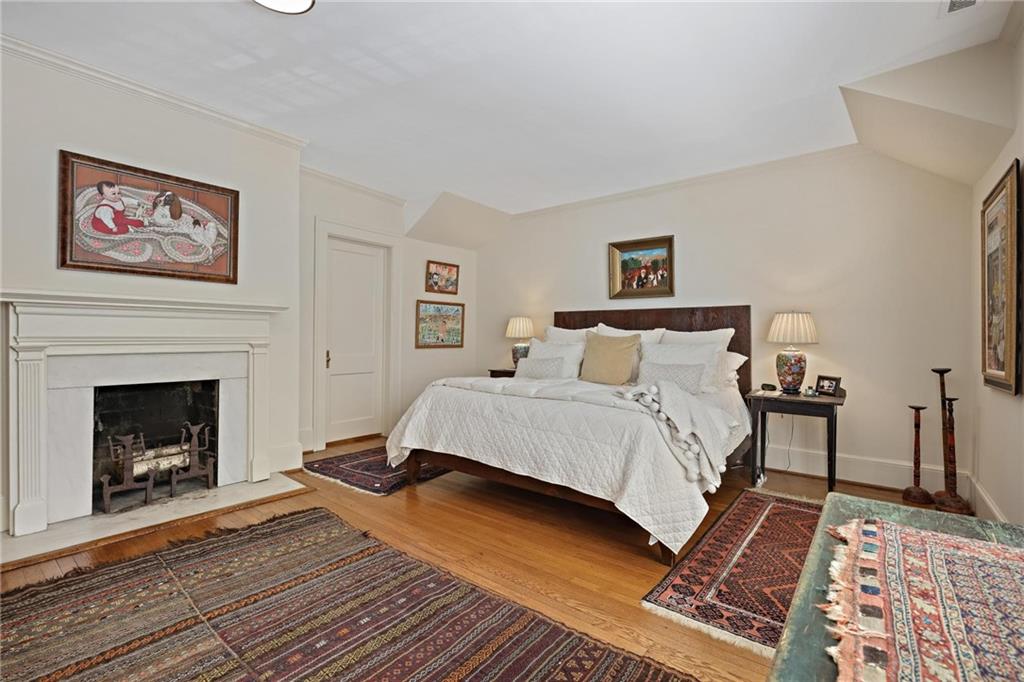 10 Palisades Road