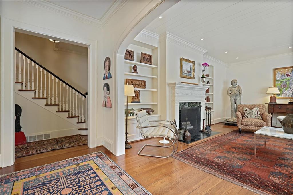 10 Palisades Road