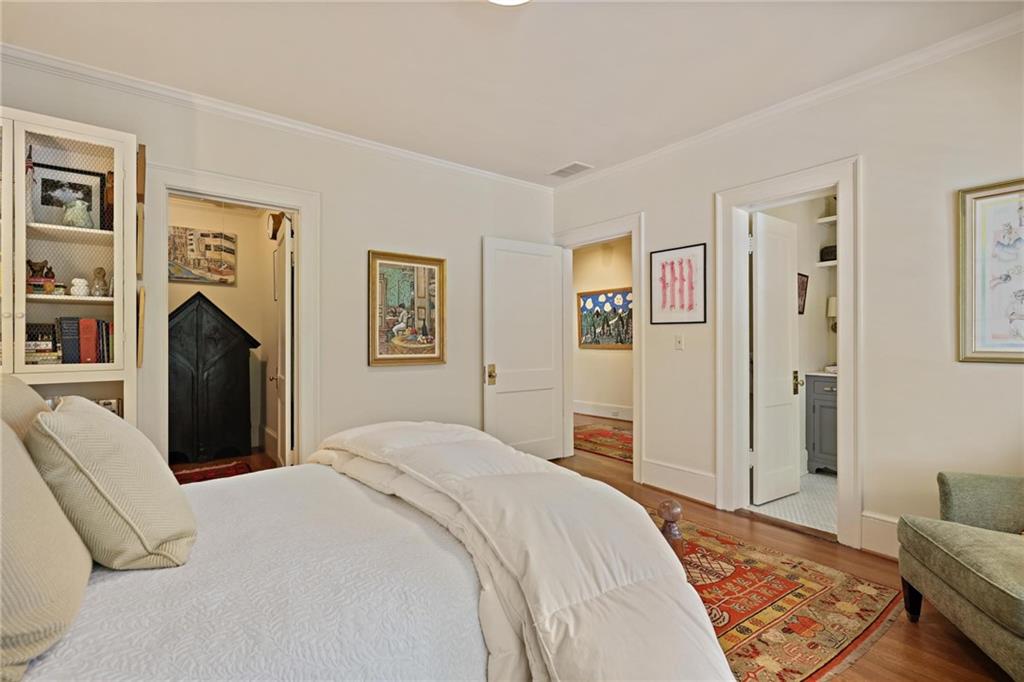 10 Palisades Road