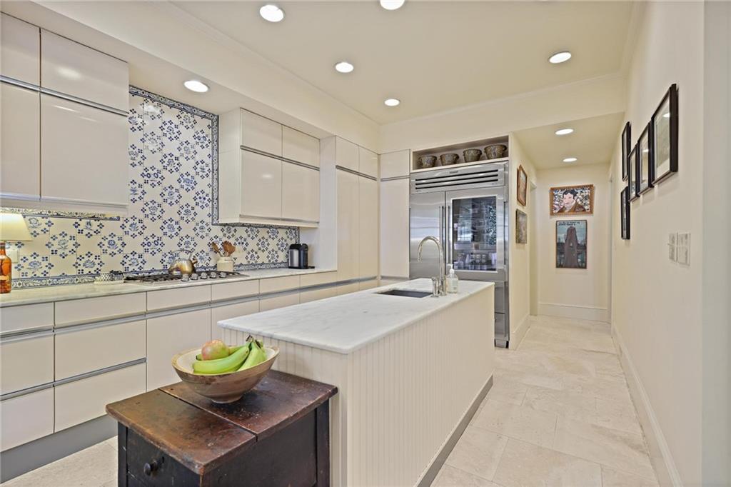 10 Palisades Road
