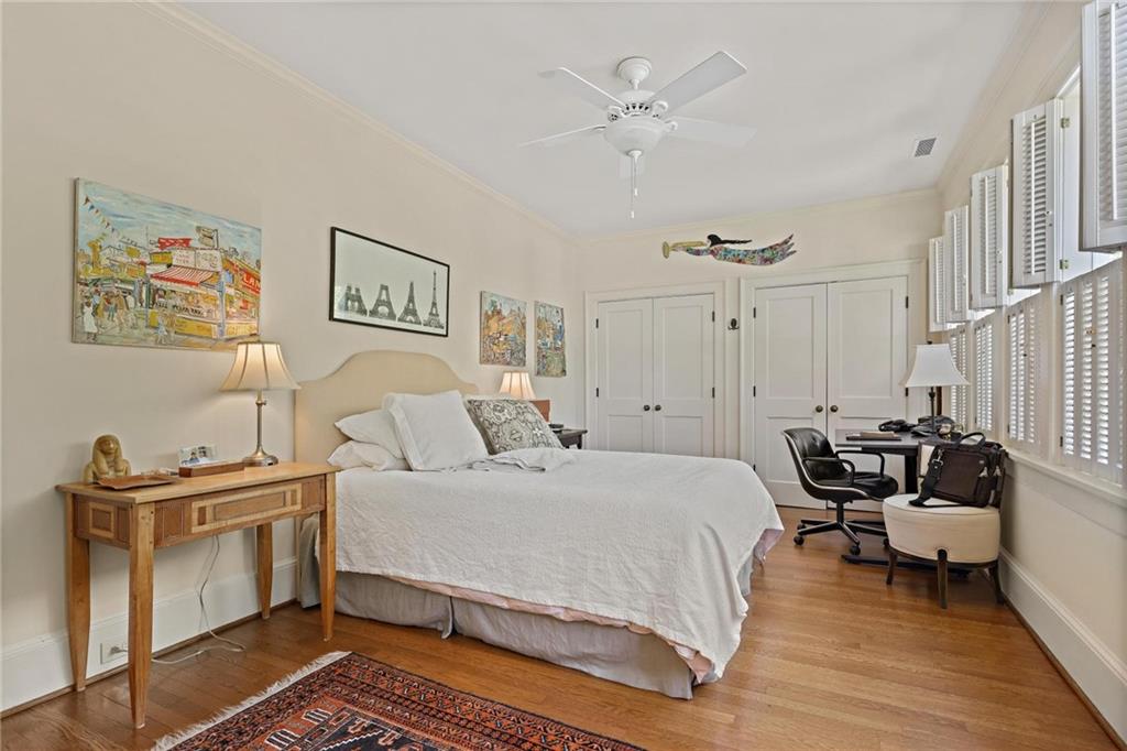 10 Palisades Road
