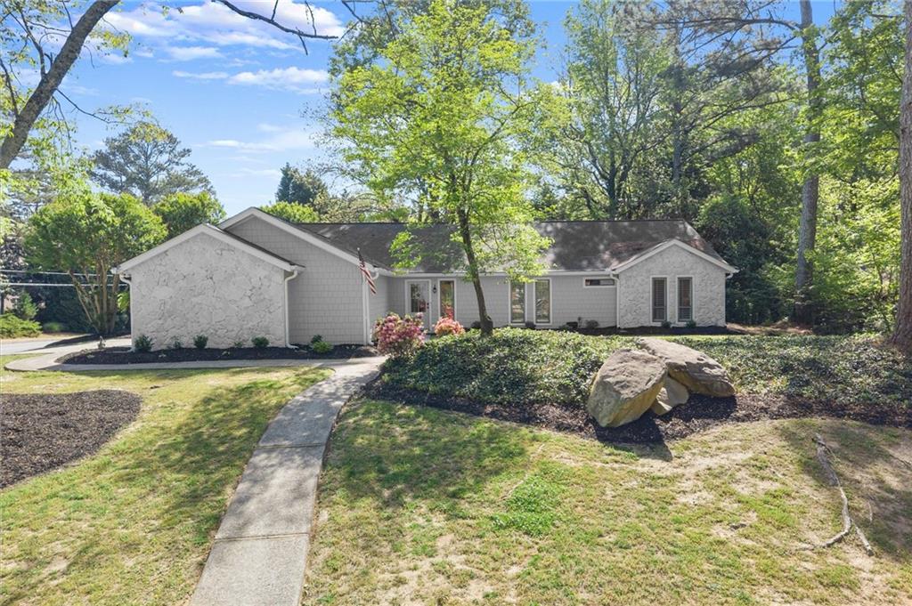 4380 Oak Lane