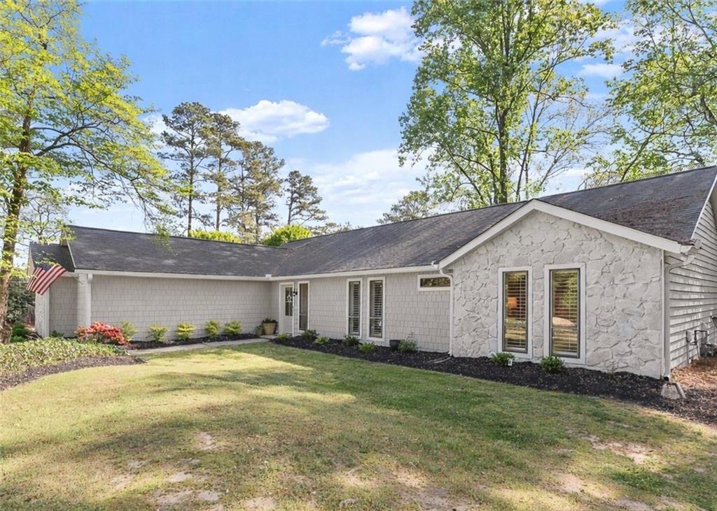 4380 Oak Lane