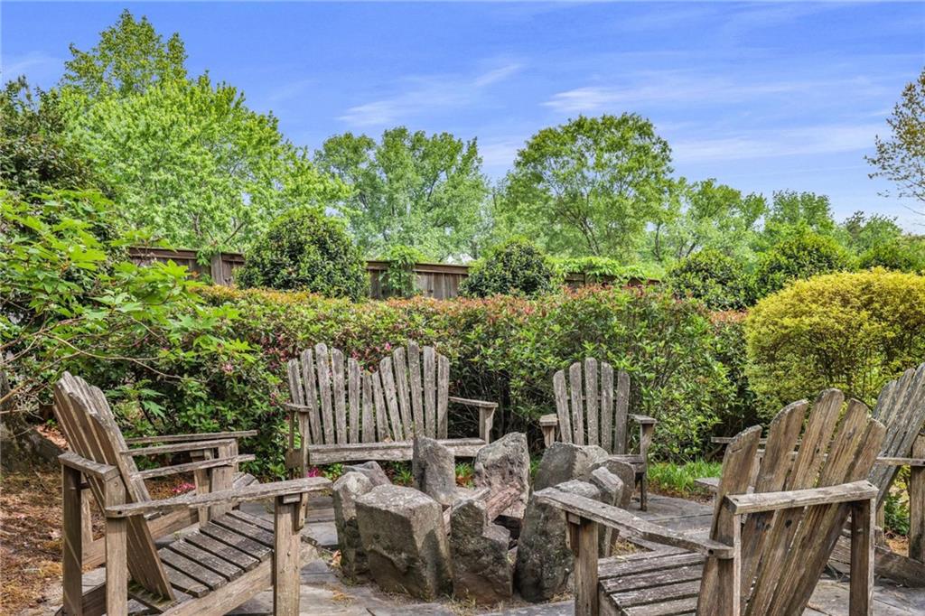 256 Brighton Road NE