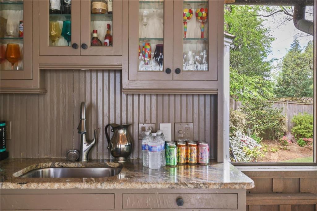 256 Brighton Road NE