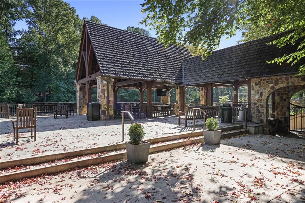 256 Brighton Road NE