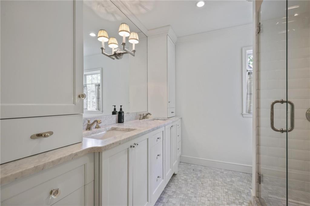 256 Brighton Road NE