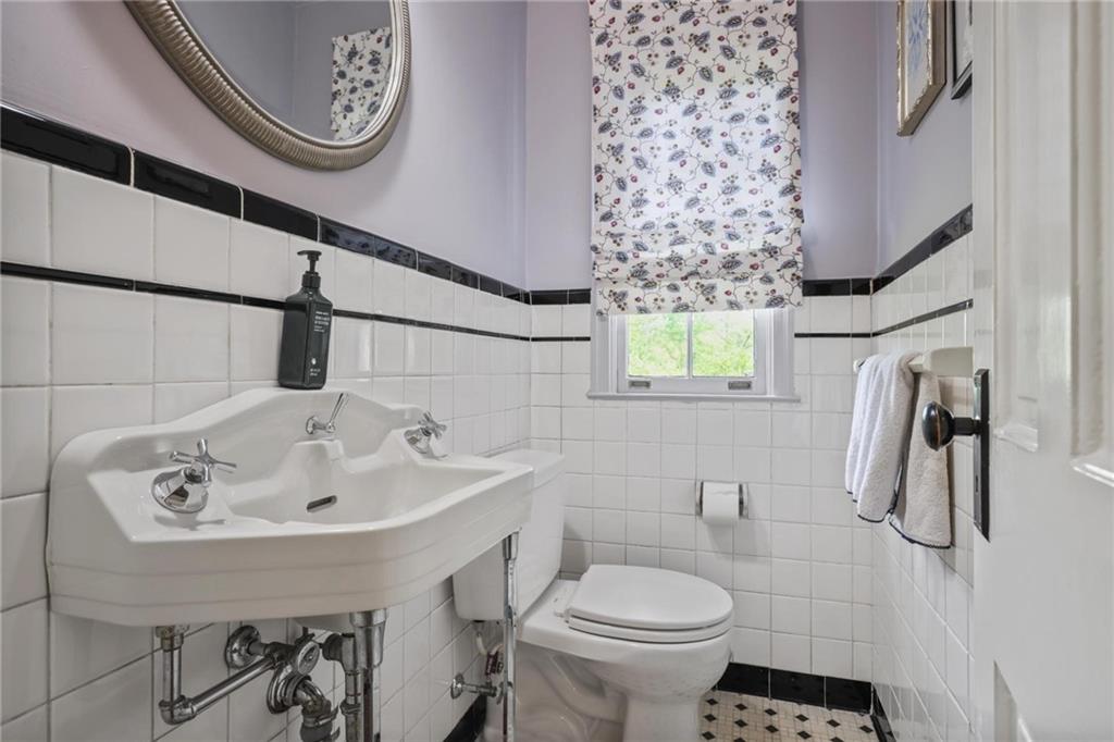 256 Brighton Road NE