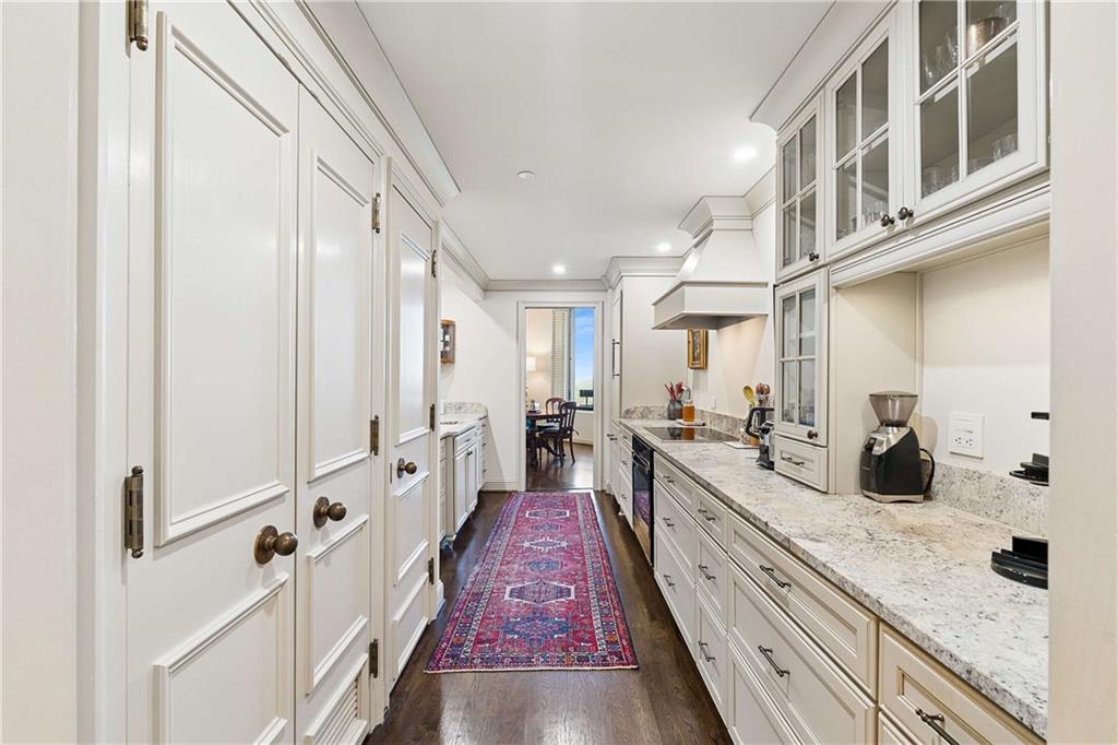 2660 Peachtree Road NW Unit 32B