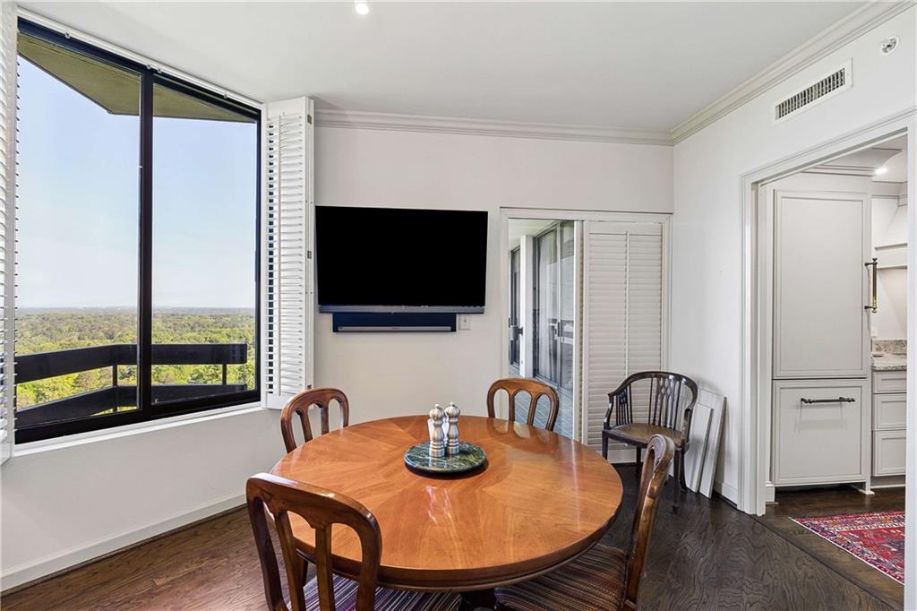 2660 Peachtree Road NW Unit 32B