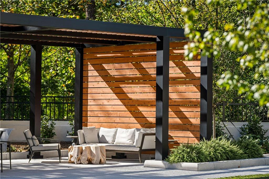 2660 Peachtree Road NW Unit 32B