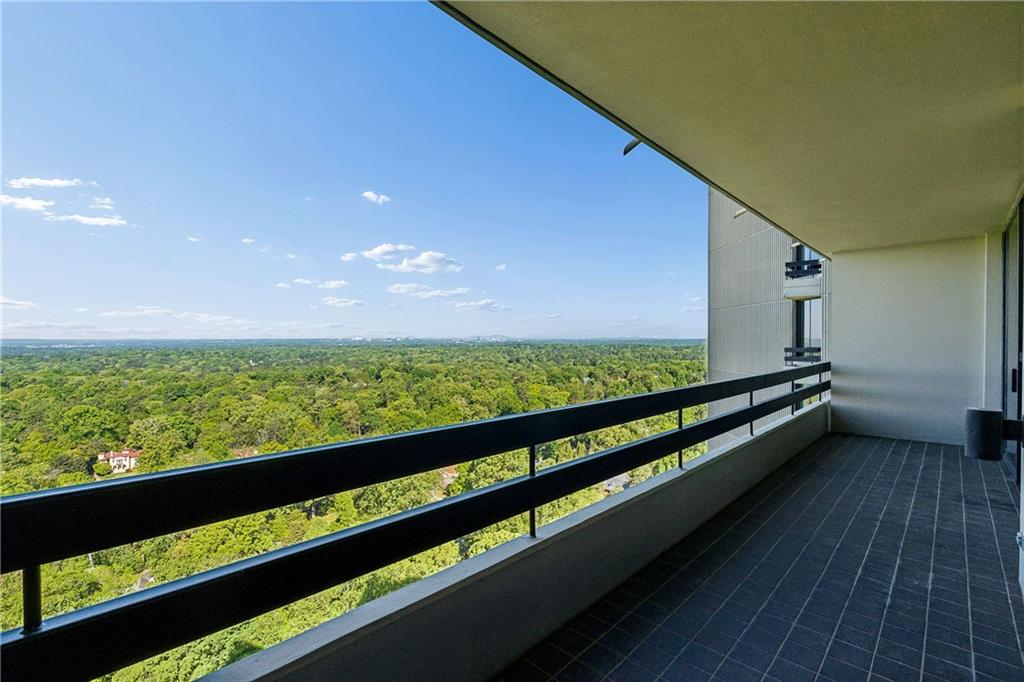 2660 Peachtree Road NW Unit 32B