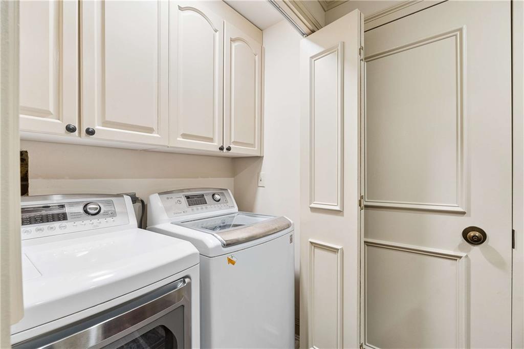 2660 Peachtree Road NW Unit 32B