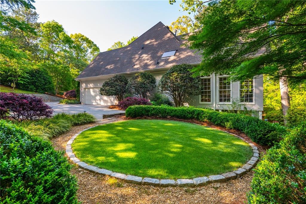 3 Powers Chase Circle