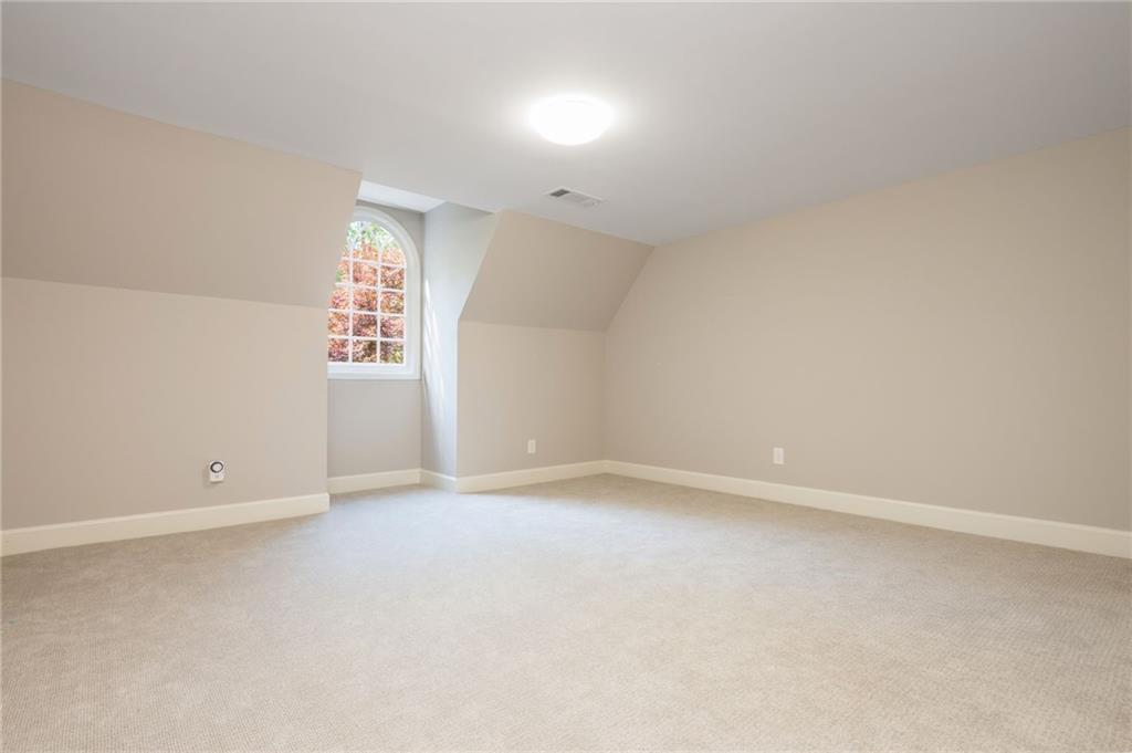 3 Powers Chase Circle