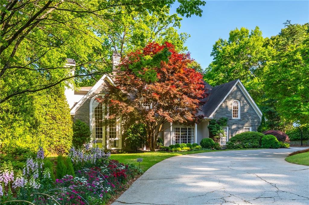 3 Powers Chase Circle