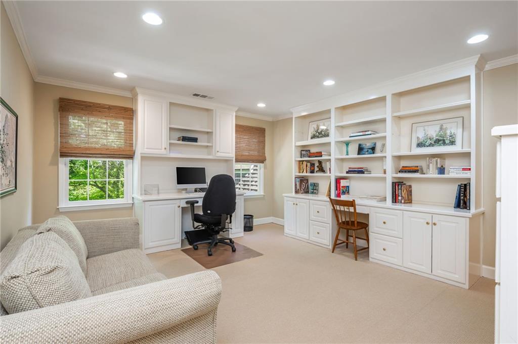 3 Powers Chase Circle