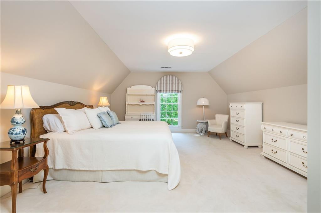 3 Powers Chase Circle