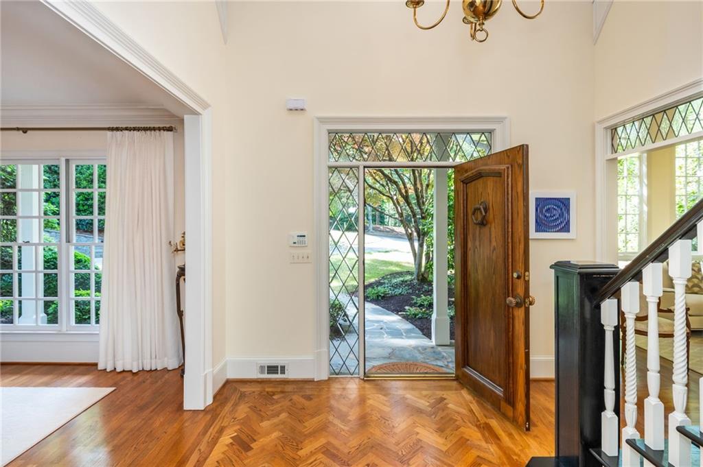 3 Powers Chase Circle