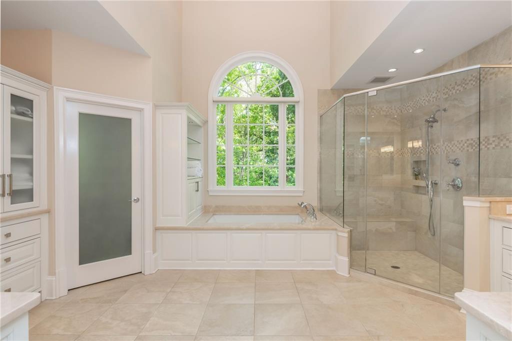 3 Powers Chase Circle