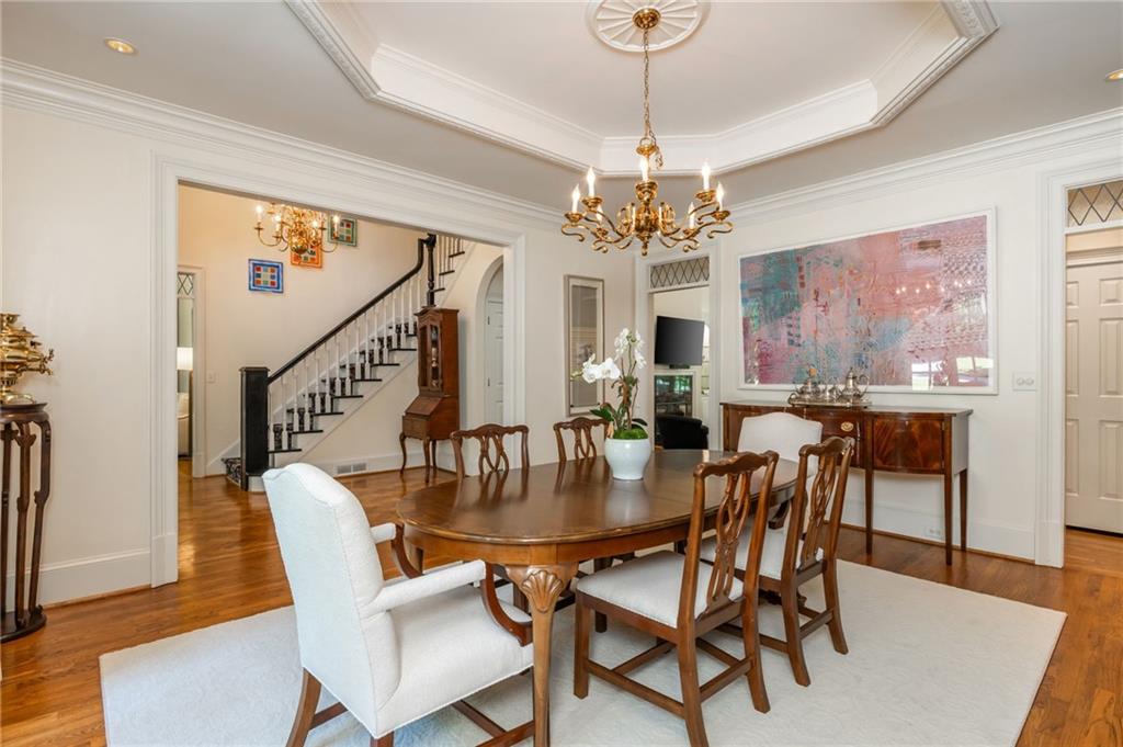 3 Powers Chase Circle