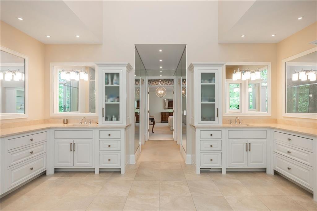 3 Powers Chase Circle