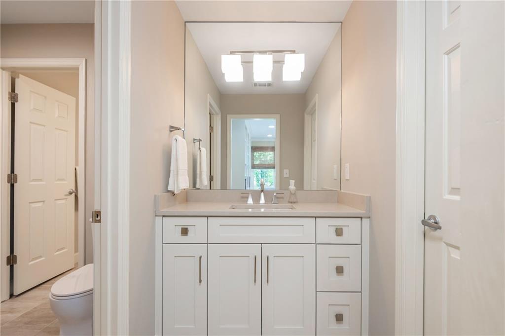 3 Powers Chase Circle