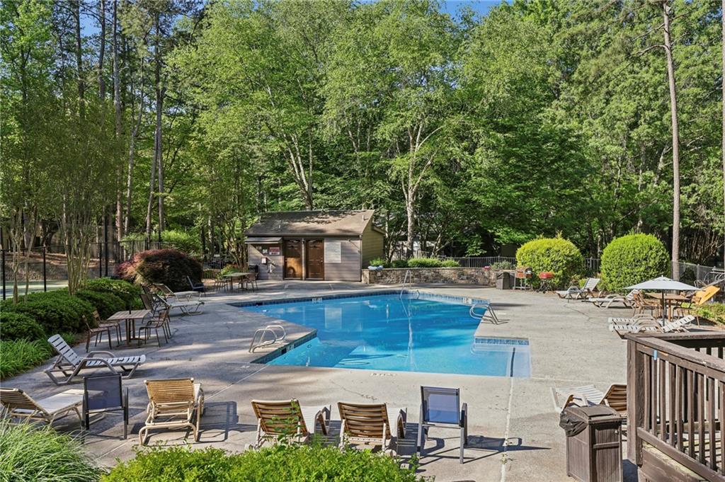 1602 Cumberland Court SE