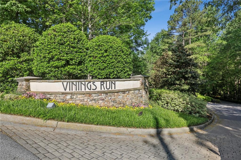 1602 Cumberland Court SE