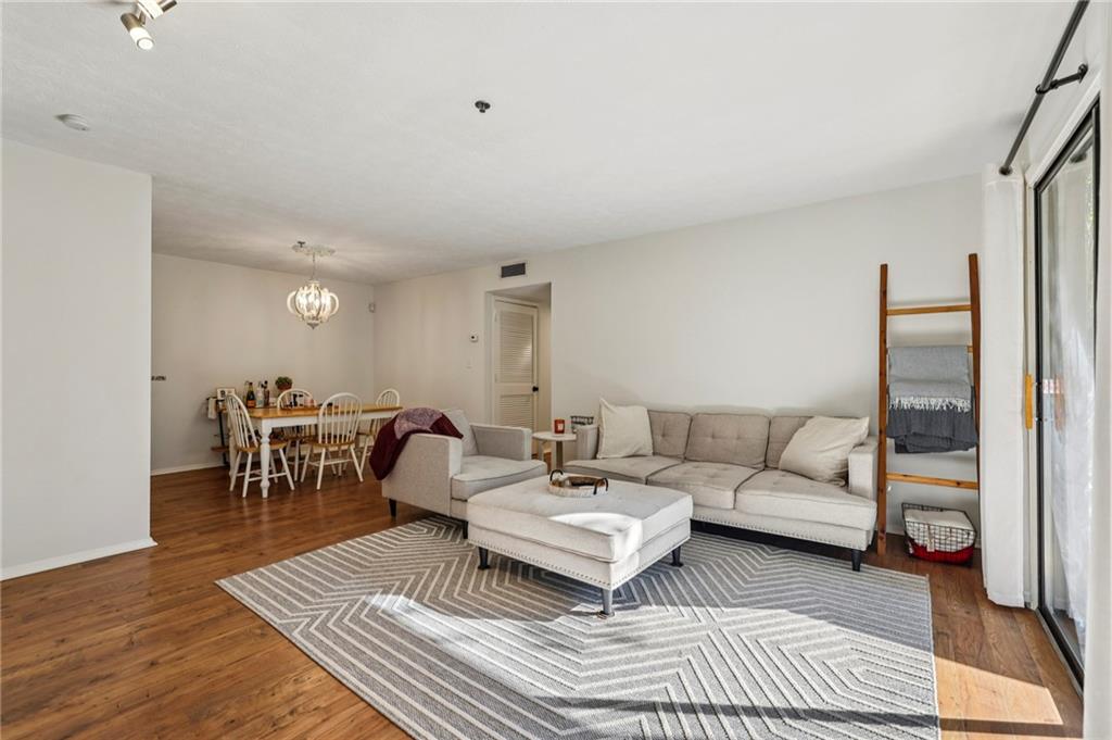 1602 Cumberland Court SE