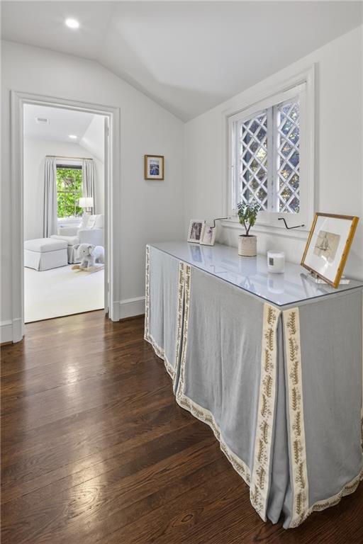 755 Greenview Avenue NE