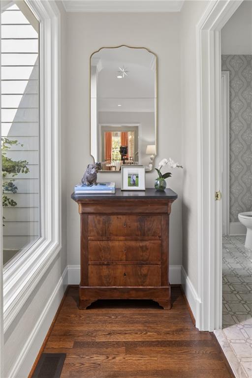 755 Greenview Avenue NE