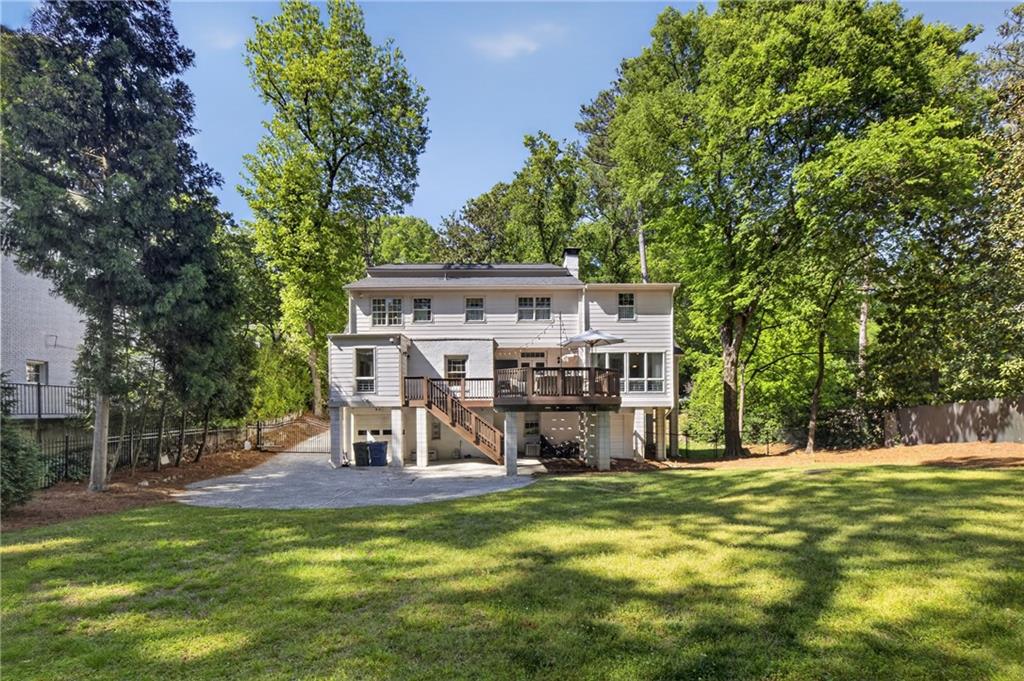 755 Greenview Avenue NE