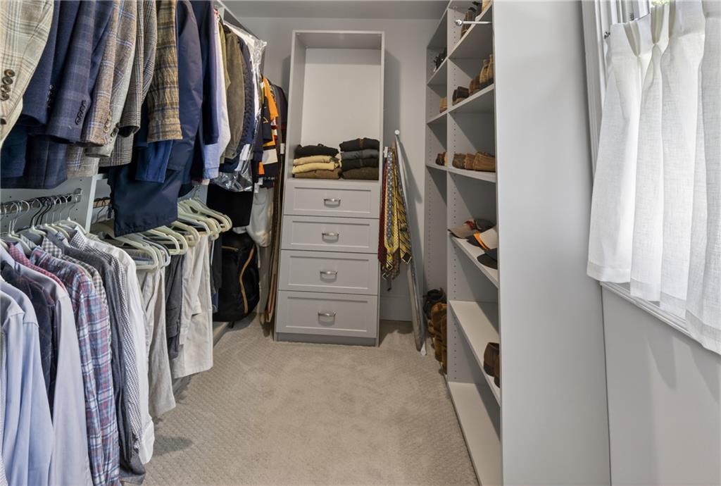 755 Greenview Avenue NE