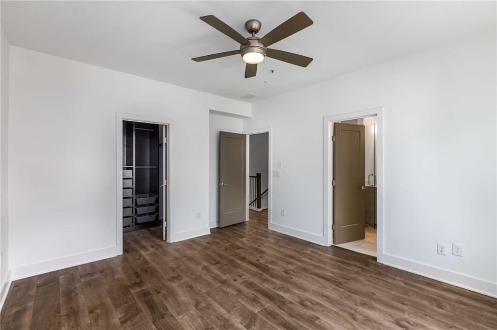 1225 Chelsea Circle NW