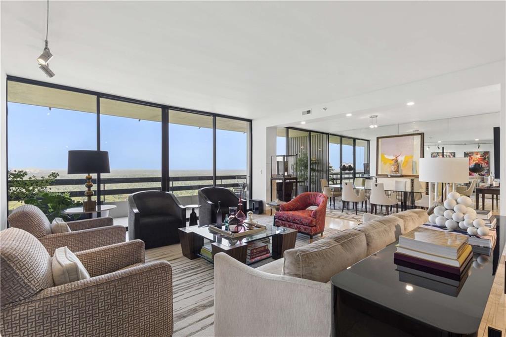 2660 Peachtree Road NW Unit 39D