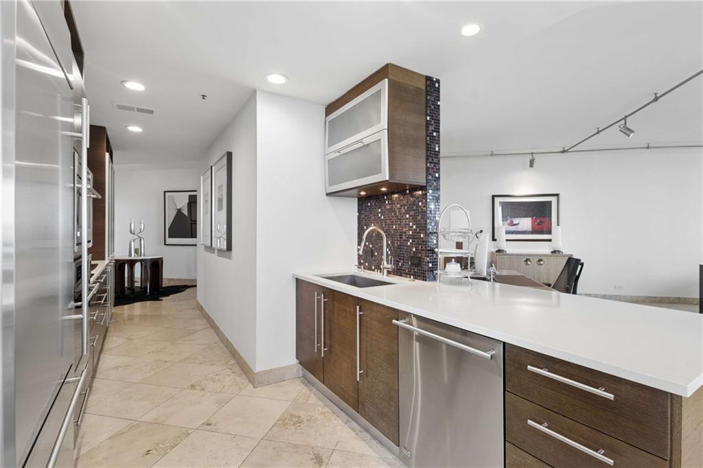 2660 Peachtree Road NW Unit 39D