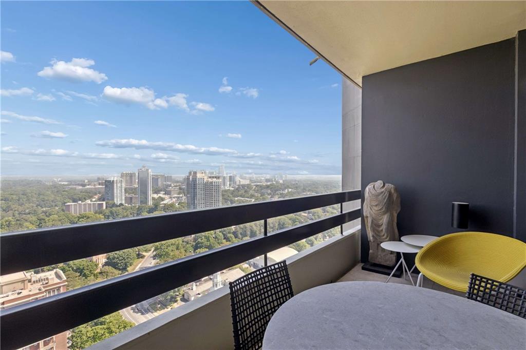 2660 Peachtree Road NW Unit 39D