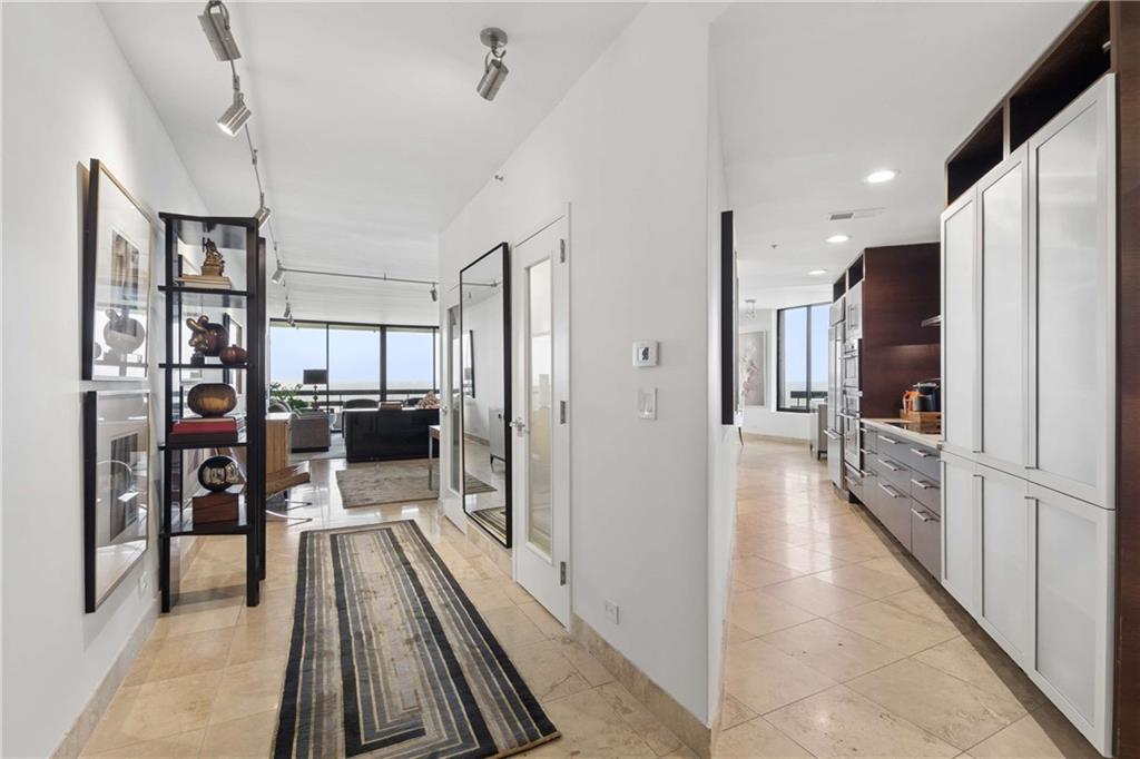 2660 Peachtree Road NW Unit 39D