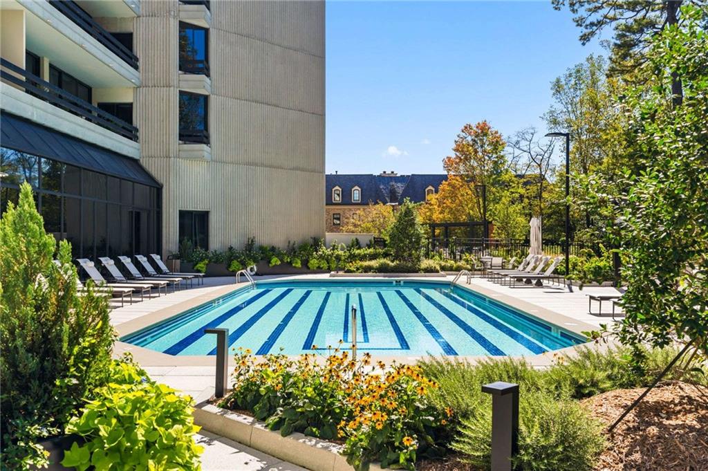 2660 Peachtree Road NW Unit 39D