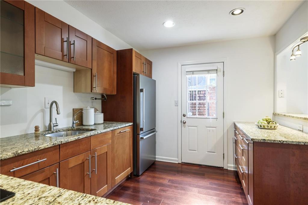 25 Independence Place NW