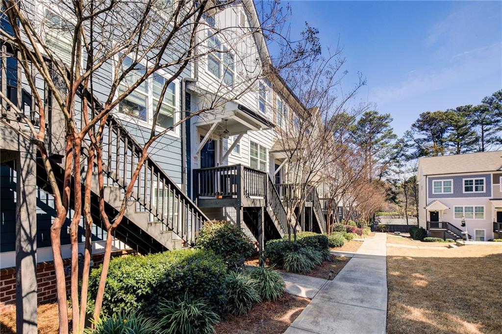 3793 Oxford Circle