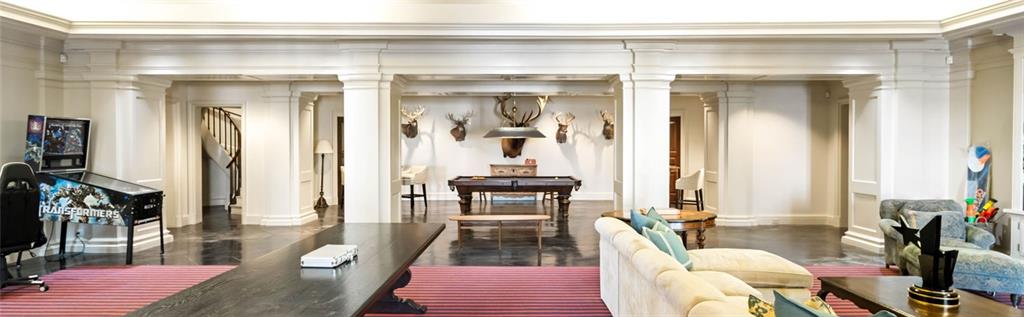 1405 Big Eddy Court