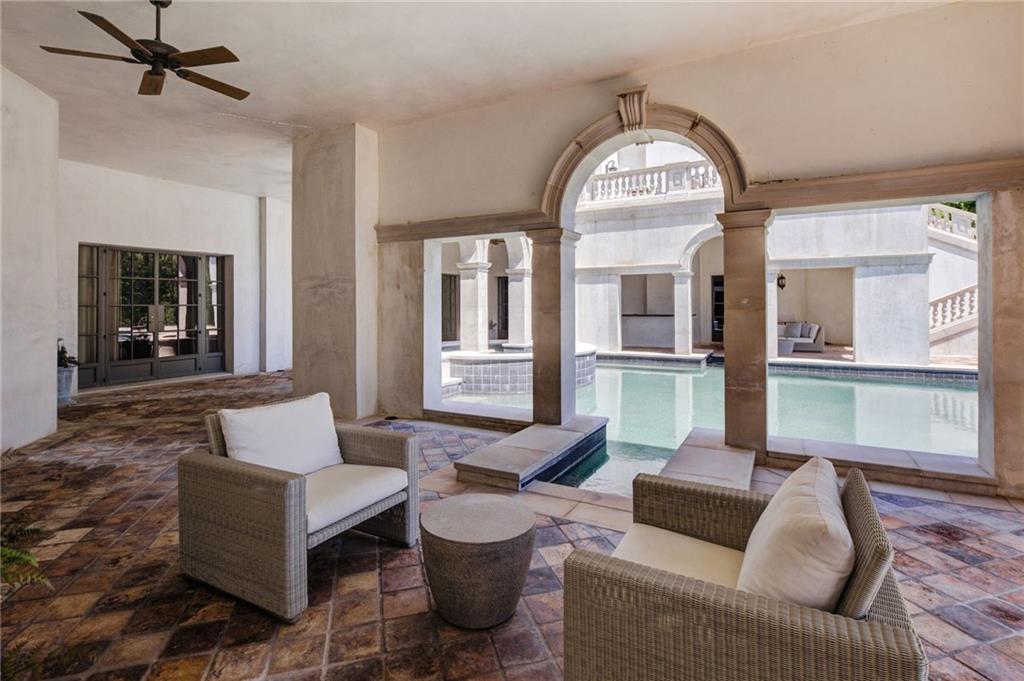 1405 Big Eddy Court
